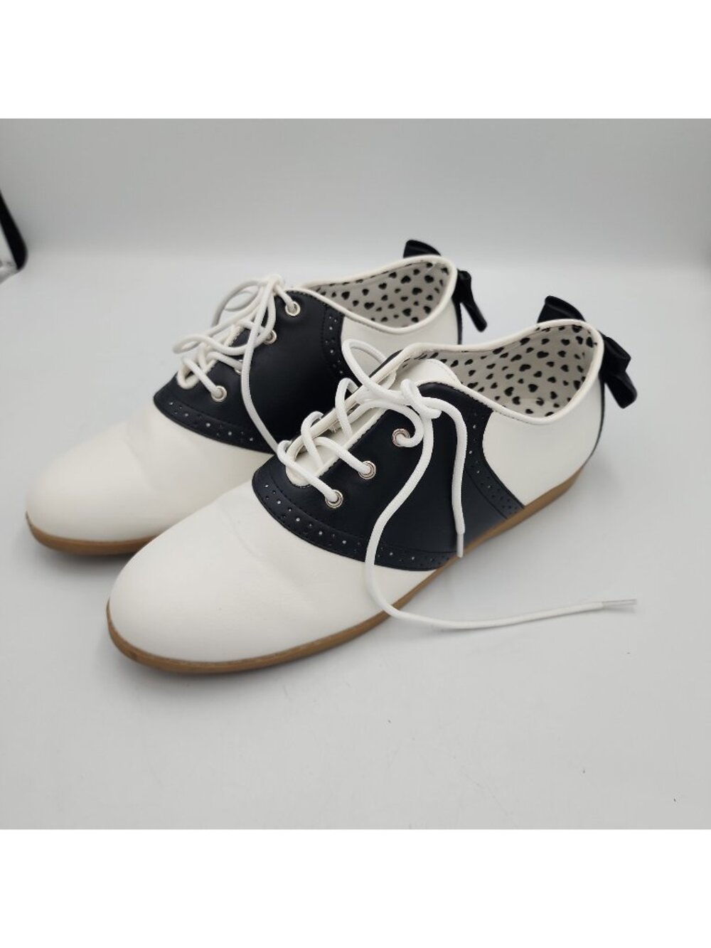 funtasma Saddle shoes Women's 9 Black White Lace Up Sock Hop 50s Halloween